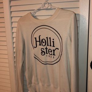 Hollister sweater